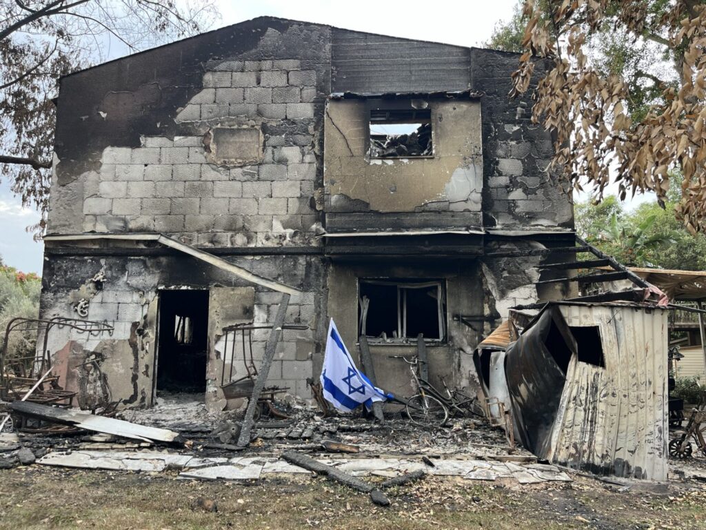 44f28ccc-3c0b-7e9e-53ae-fa62ae8de0c4 (1)